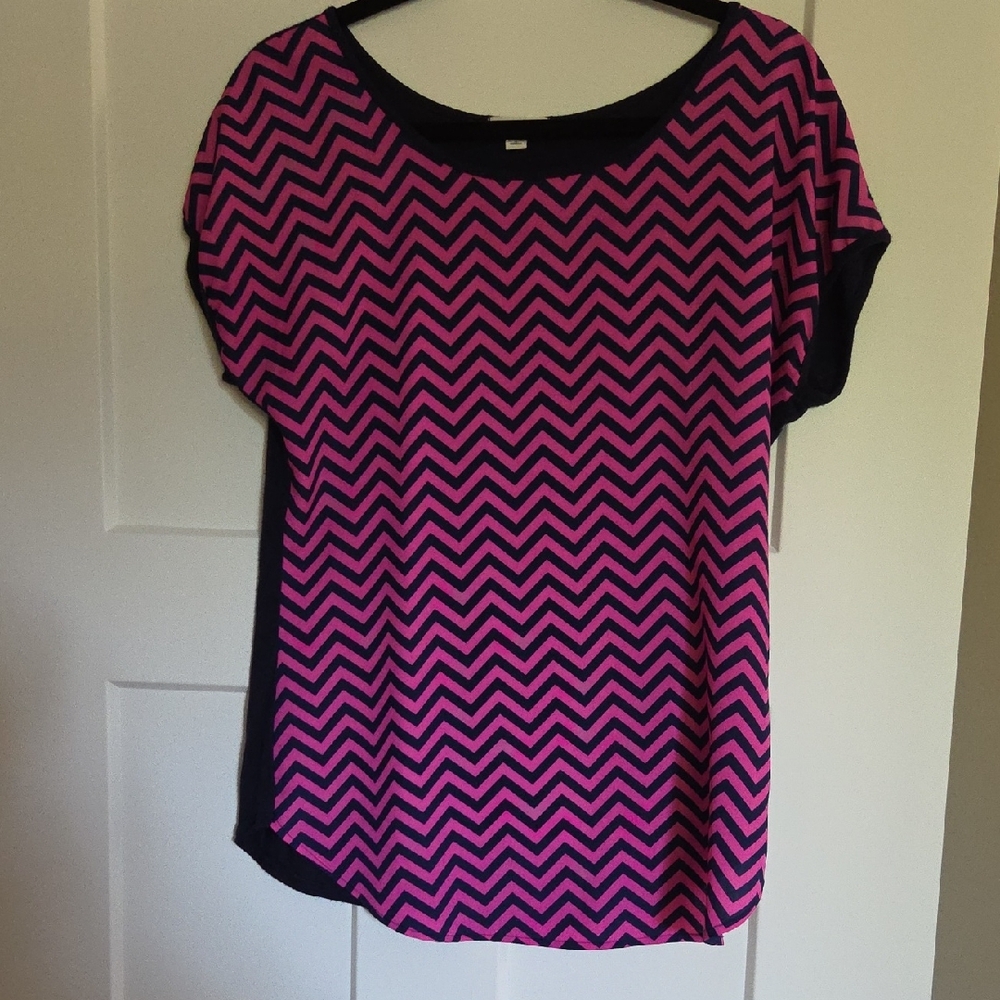 Vibrant Chevron Women's Blouse Size M